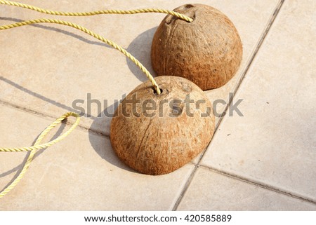 Coconut shell with laces shoes - Thailand