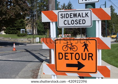 detour construction sign