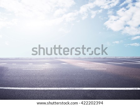 road and sky Royalty-Free Stock Photo #422202394