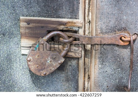 House closed on padlock
