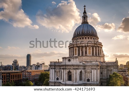 St Paul'??s cathedral at sunset in London, England Royalty-Free Stock Photo #424171693
