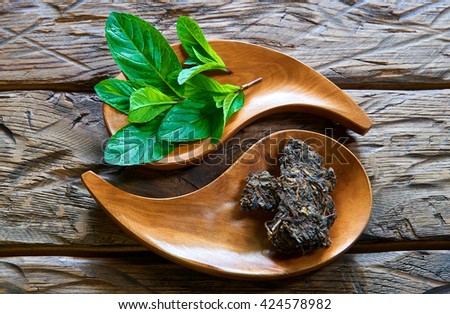 Dried tea with mint