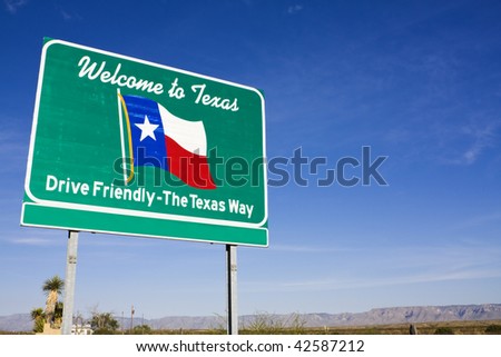 Welcome to Texas road sign. Royalty-Free Stock Photo #42587212