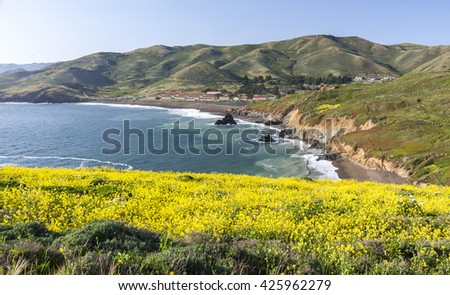 Rodeo Beach / Located in the Marin Headlands and steeped in more than 100 years of military history. Rodeo Beach hike the offers open meadows, coastal hiking / biking, spanish war military sites.