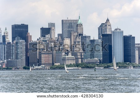 Scenic view of the New York Manhattan. Skyline seen from across the Hudson River.