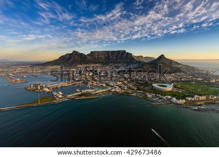 Table Mountain sunset Royalty-Free Stock Photo #429673486