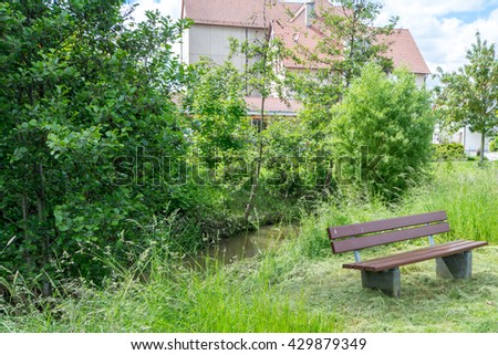 A free bench for you on a walk
