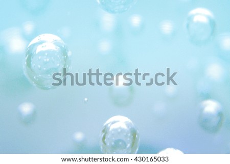 serenity blue background - bubbles - underwater image