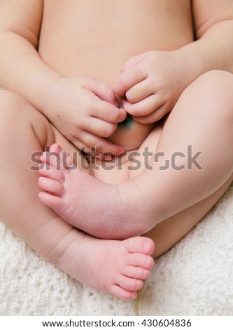 Handles and Feet Newborn