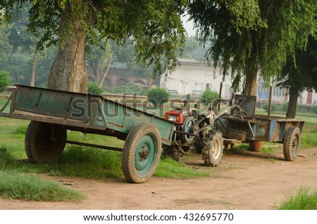 Tractors with trolley