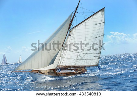 Vintage sailing ship Royalty-Free Stock Photo #433540810