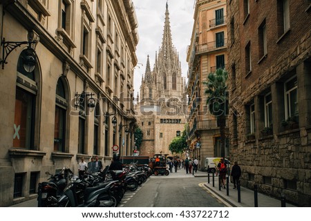 Barcelona city Royalty-Free Stock Photo #433722712