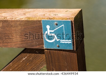 signal indicating the possibility for disabled people to fish