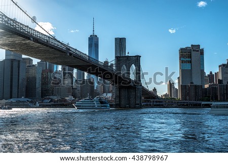 Brooklyn Bridge alongside the World Trade Center 