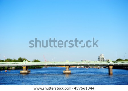 Railway bridge over the river Thames in Putney, London, England, UK
