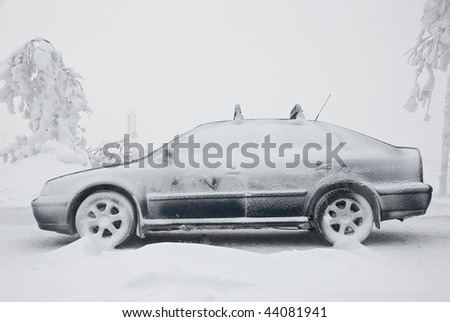 Skoda Octavia car in winter Royalty-Free Stock Photo #44081941