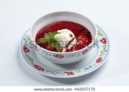 strawberry soup