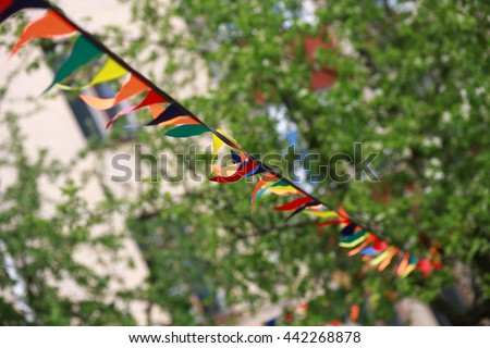 garland from flags