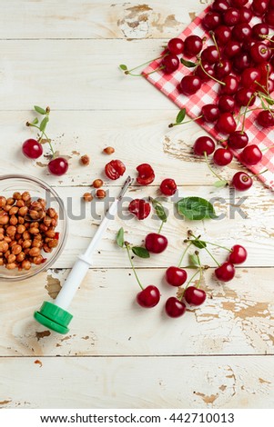 Fresh Pitted Cherries