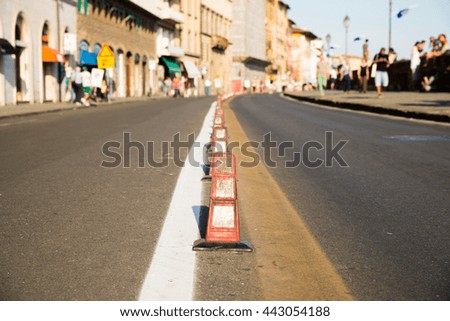 Traffic road dividers, horizontal, color