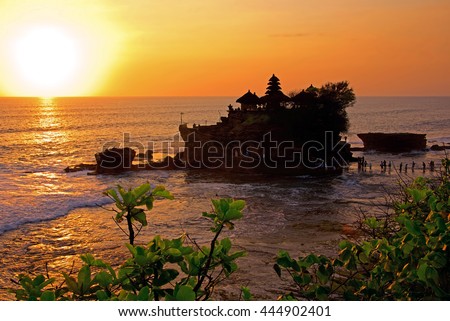 Sunset at Bali's famous Tanah Lot temple, Indonesia
 Royalty-Free Stock Photo #444902401