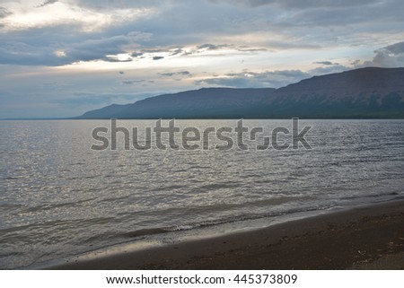  Northern shore of the lake, located on the Putorana plateau.