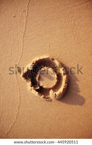Drawing circles in the sand