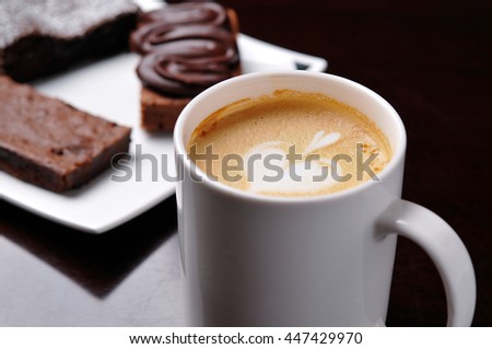 capuccino and chocolate brownie