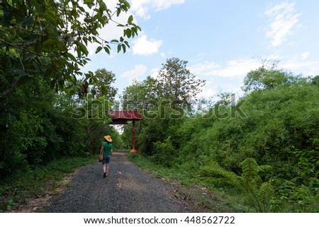 Girl traveling the forest