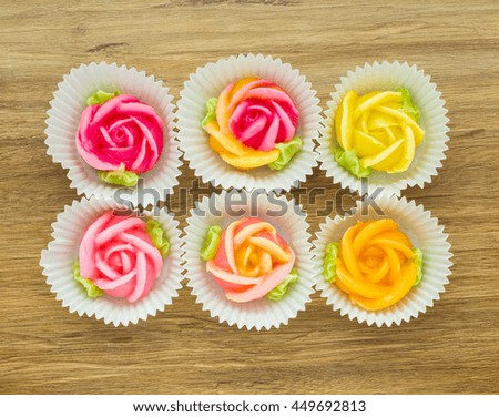 six pieces of colorful rose flower dessert and sweet