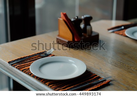 plate white