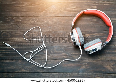 Earphone for listening songs