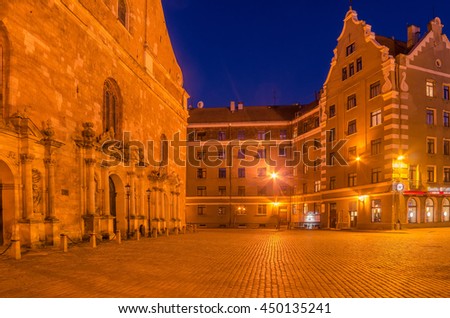 Riga, Latvia: representative picture of Old Town at night