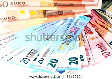 Euro banknote paper as part of the economic and trading system