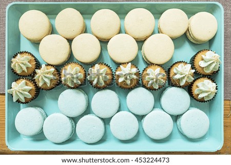 Desserts tray