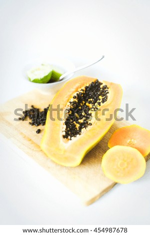 Food Photography: Papaya 
