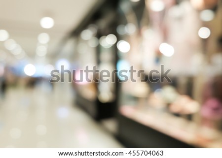 Blurry perspective shops