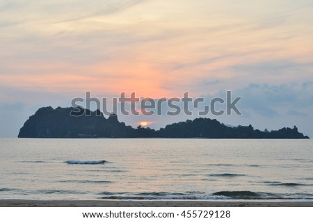 sea and sunset sunrise