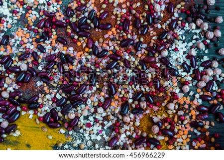 scattered spices