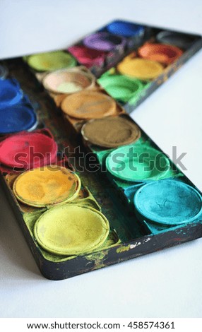 Color paints