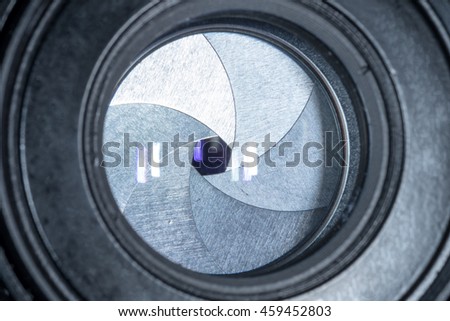 lens aperture closeup and reflexes