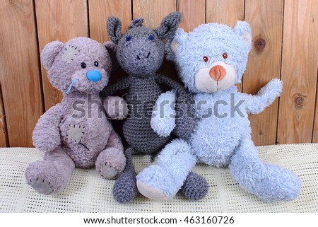 Teddy bears much used