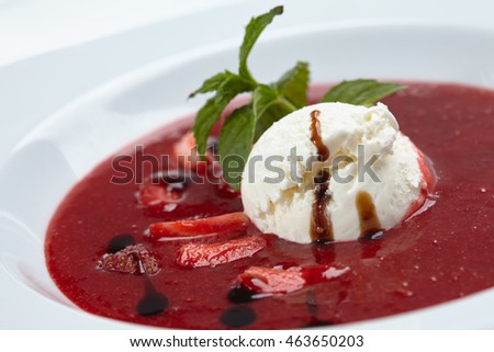 strawberry soup