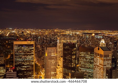 New York City skyline with urban skyscrapers at sunset.