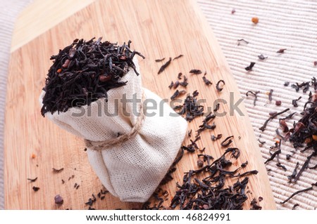 raw tea in small sack