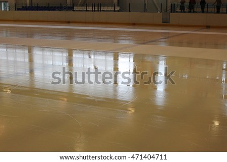 Fresh ice, filled in before a hockey match