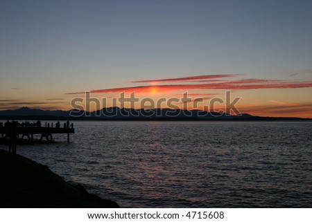 a seattle sunset as seen from Alki Point in Seattle washington