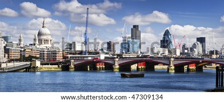 Panoramic picture of Central London. This view includes: St Paul's Cathedral, and skyscrapers of City of London.