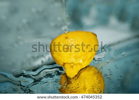 lemon and water drops