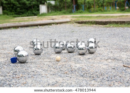 Petanque game,measuring the distance from wood jack, deciding who's the winner